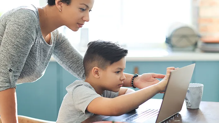 What can be the reasons for low performance at school?